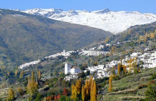 Апартаменты Bubion. Alpujarra Granadina Экстерьер фото